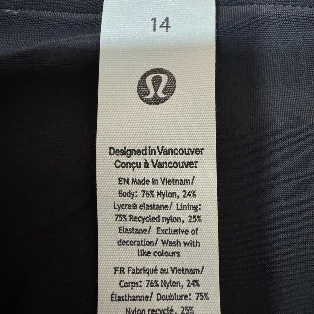 Lululemon Cut-Out Waist High-Rise Train Tight 25" in Black - Picture 2 of 13
